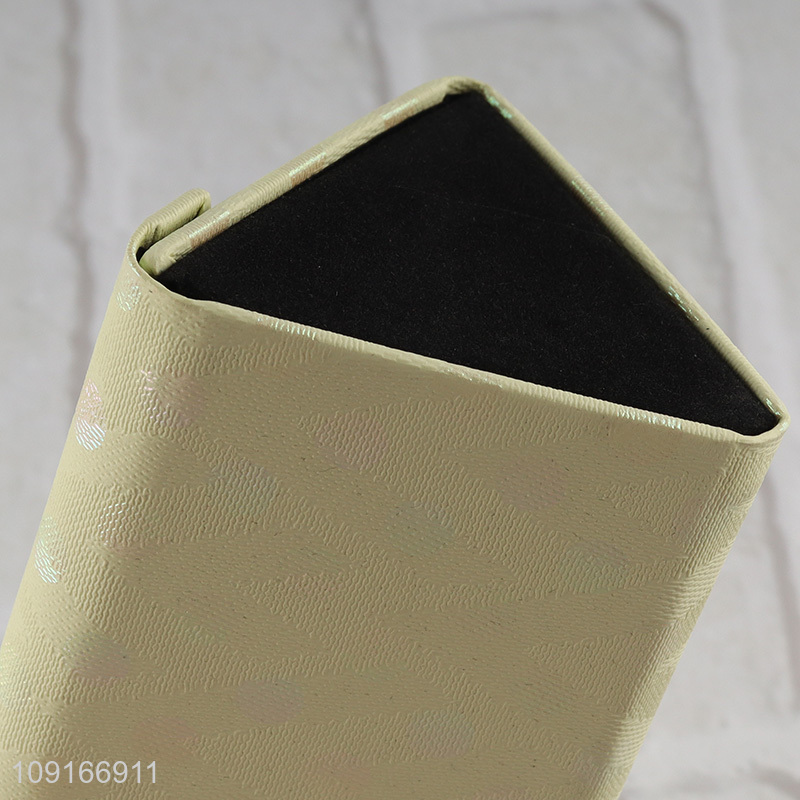 Yiwu market triangle glasses box glasses case sunglasses case for sale