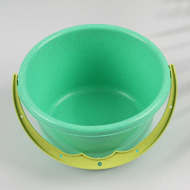 Good Quality Plastic Beach Sand Toys with Watering Can & Sand Molds