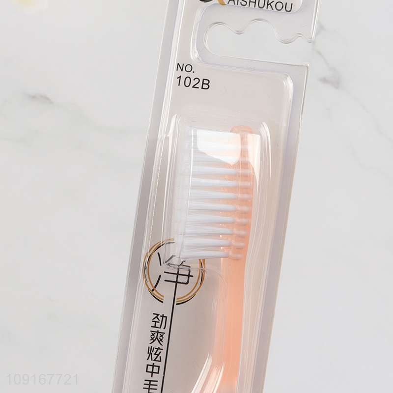 Online Wholesale Adults Toothbrush Manual Toothbrush with Medium Nylon Bristles