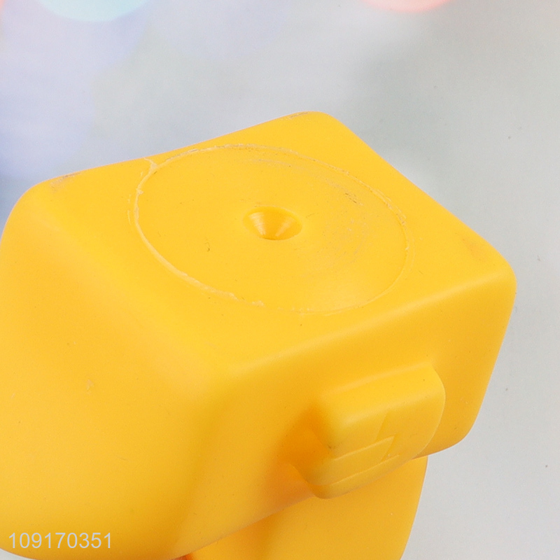 New Arrival Mini Rubber Plane Baby Bath Toys Cute Party Favors