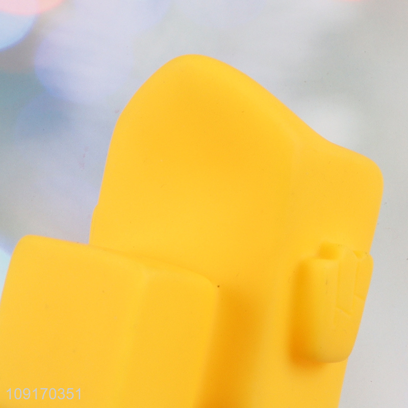 New Arrival Mini Rubber Plane Baby Bath Toys Cute Party Favors