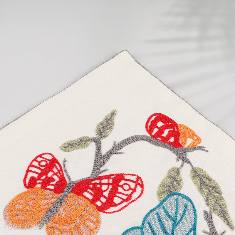 High Quality Embroidered Pillow Covers Cotton Pillow Covers Tufted Pillow Covers