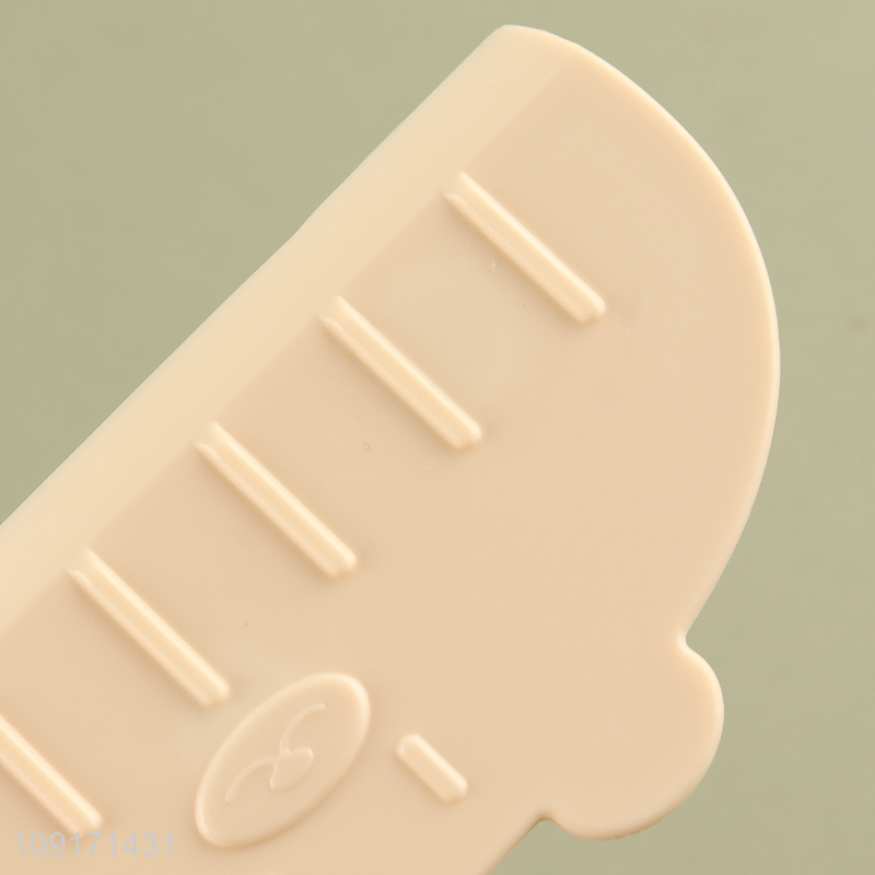 Best selling kitchen gadget anti-adhesion food cutter chop wholesale