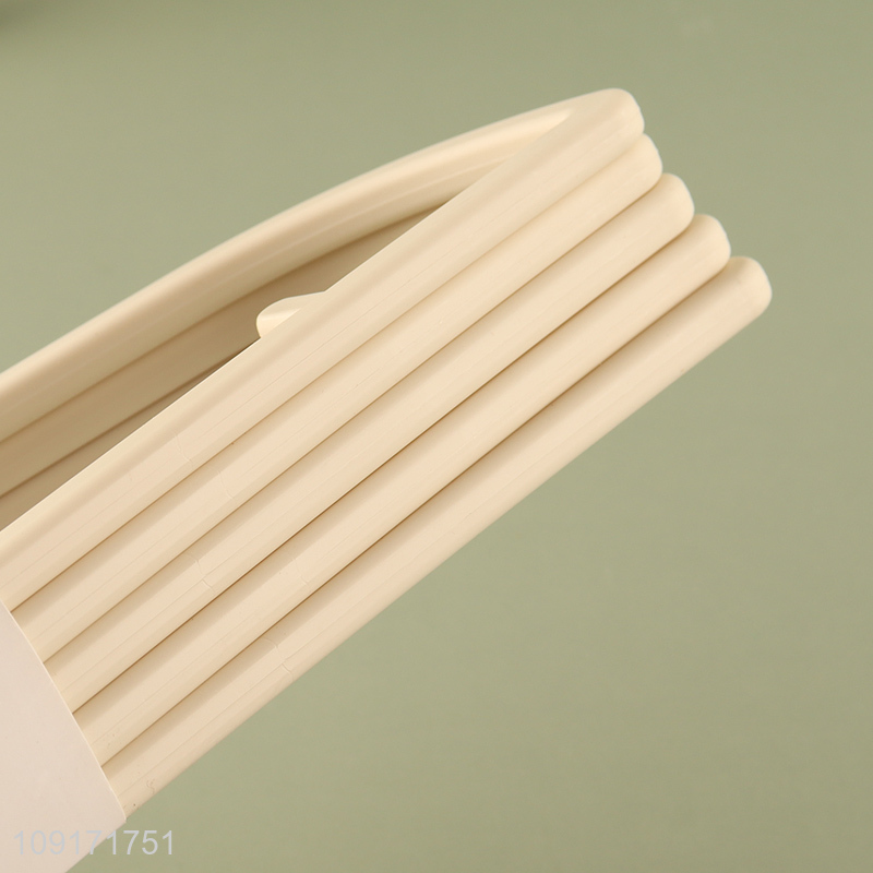 Factory supply 5pcs plastic clothes hanger coat hanger for sale