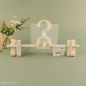 Yiwu market 2pcs plastic household pants hanger for sale
