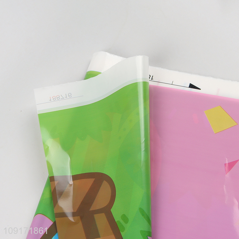 New Arrival Plastic Table Cloth Sturdy Plastic Table Cover for Parties