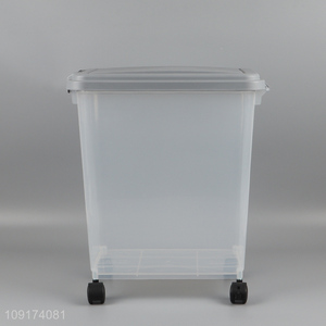 New Arrival Plastic Airtight Dog Food Storage Container with Wheels