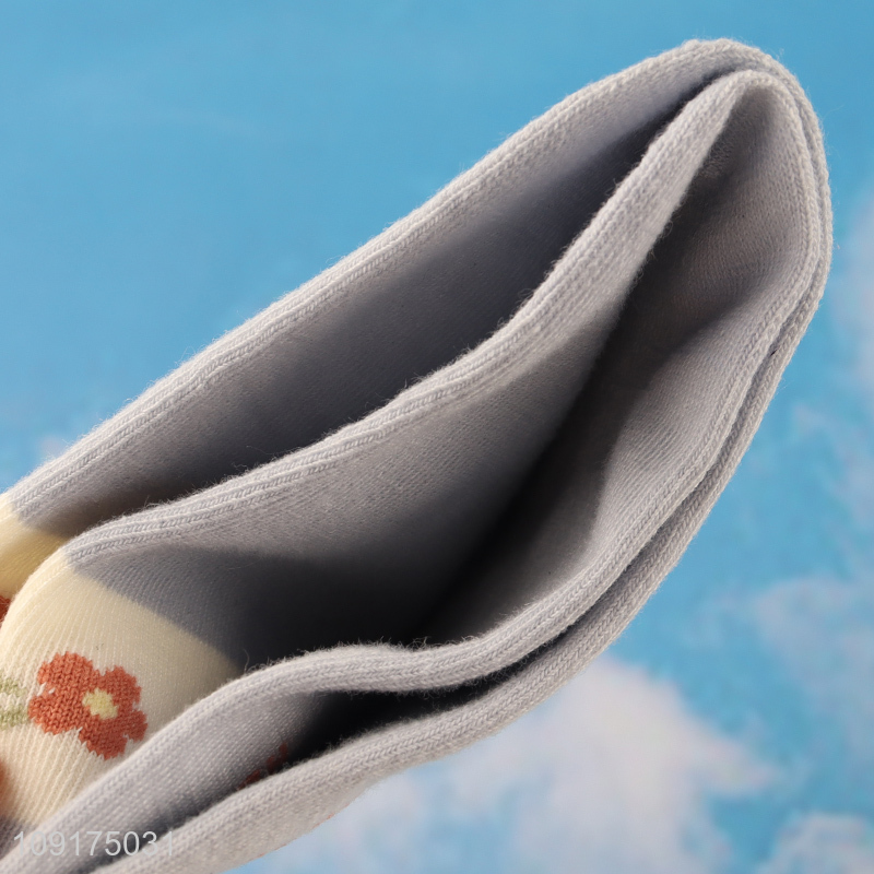 Hot items breathable flower printed antibiosis deodorization socks for women