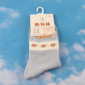 Hot items breathable flower printed antibiosis deodorization socks for women