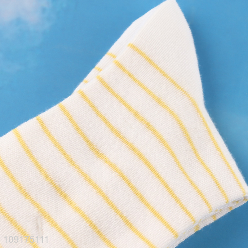 Best quality breathable women casual crew socks striped socks