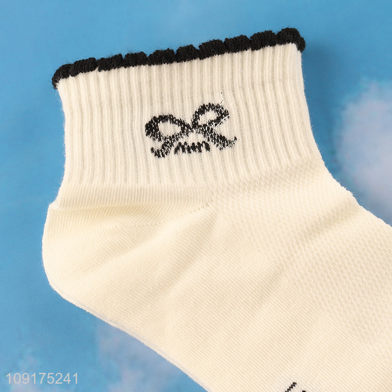 Good quality white fashion girls cotton ankle socks