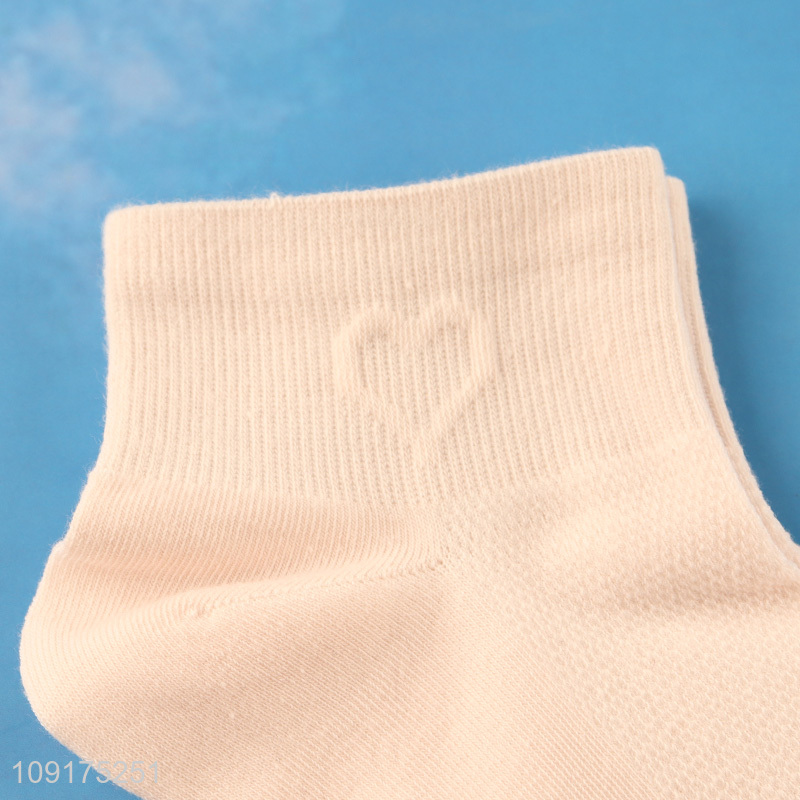 Yiwu market breathable women ankle socks low cut socks for sale