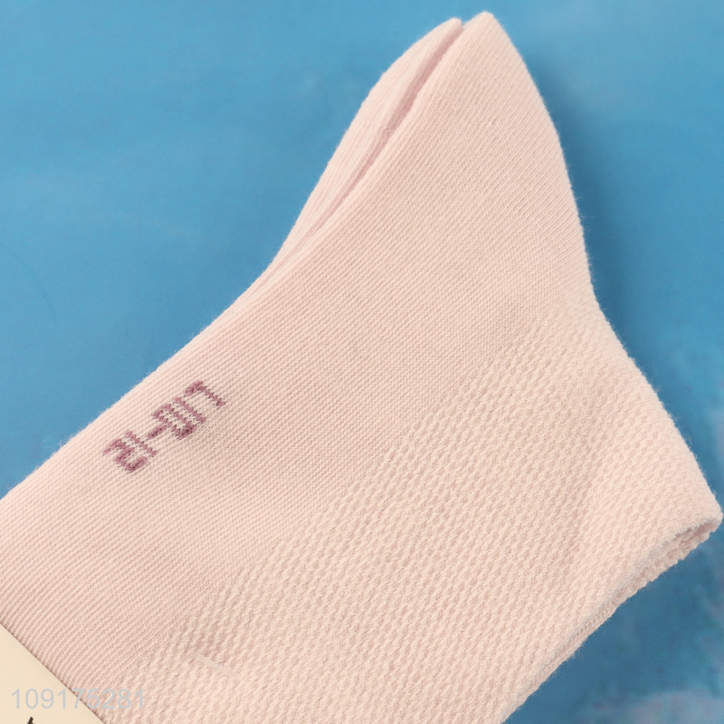 China wholesale fashion sports casual crew socks for women