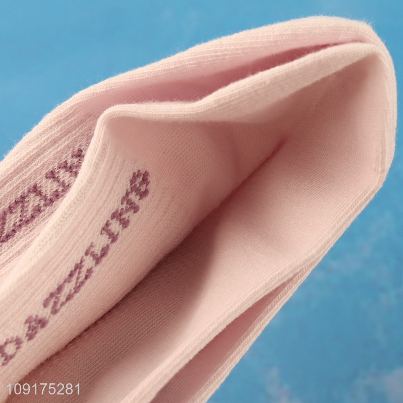 China wholesale fashion sports casual crew socks for women