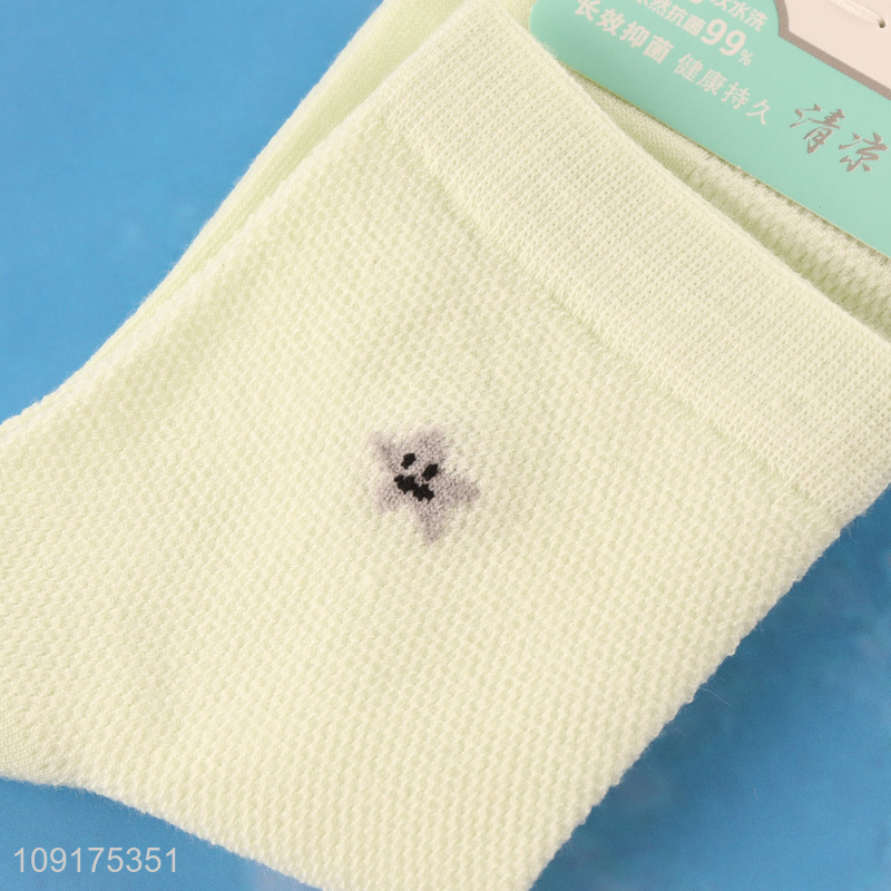 Low price breathable antibiosis deodorization women casual crew socks