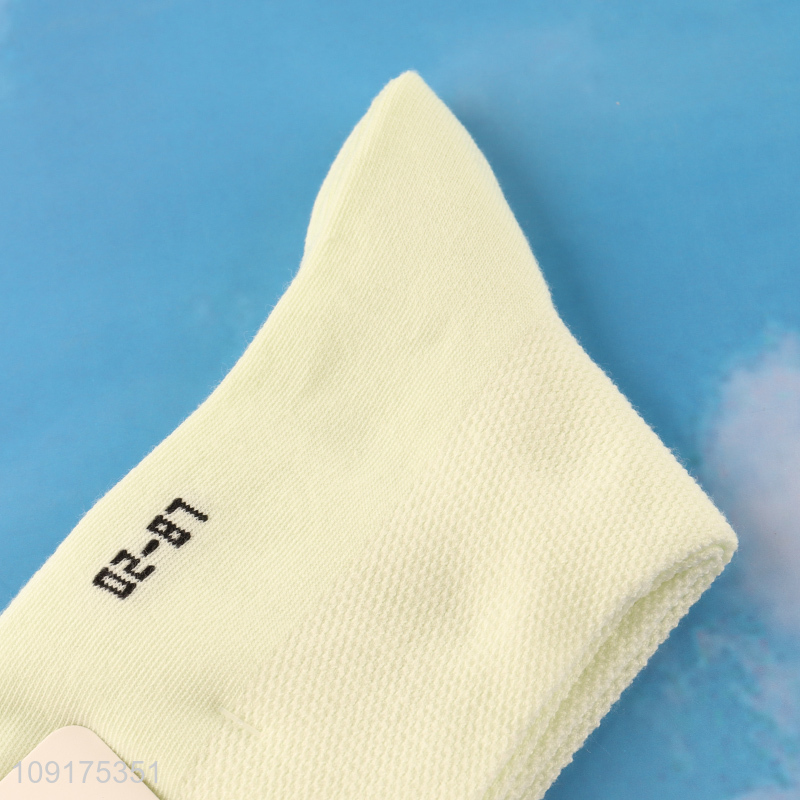 Low price breathable antibiosis deodorization women casual crew socks