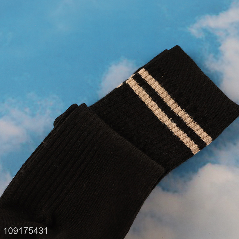 Best selling breathable men cotton socks crew socks wholesale