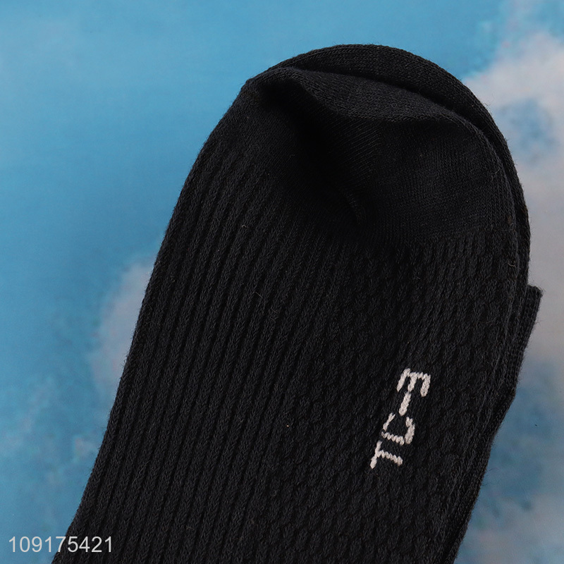 Top selling black breathable men cotton socks crew socks wholesale