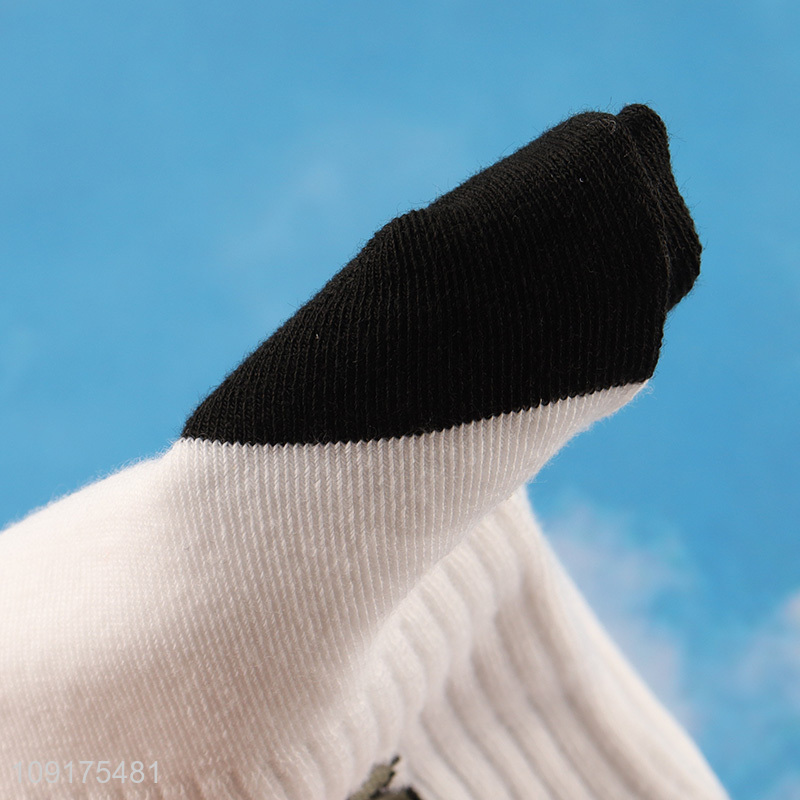 Yiwu market men cotton socks crew socks sports socks