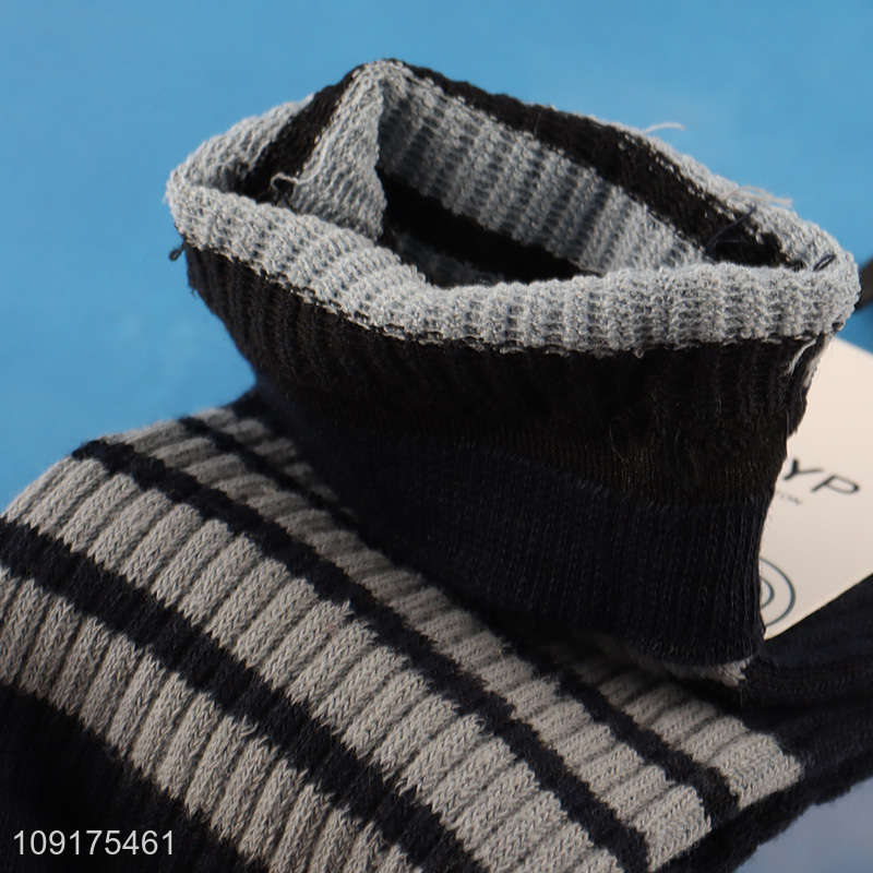 Popular products breathable men cotton socks crew socks for sale