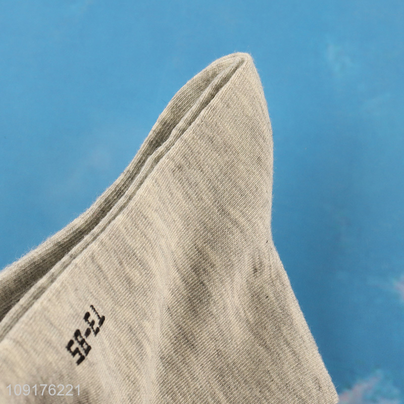 Latest products fashion breathable men cotton socks crew socks for sale