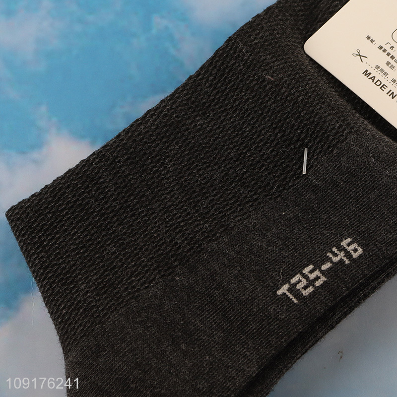 Hot selling breathable men cotton socks crew socks wholesale