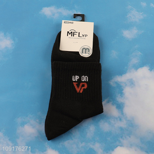 Top sale black fashion men cotton socks crew socks wholesale