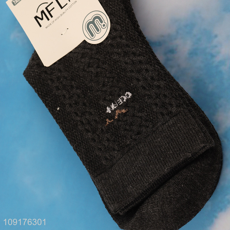 Hot sale breathable men cotton socks crew socks wholesale