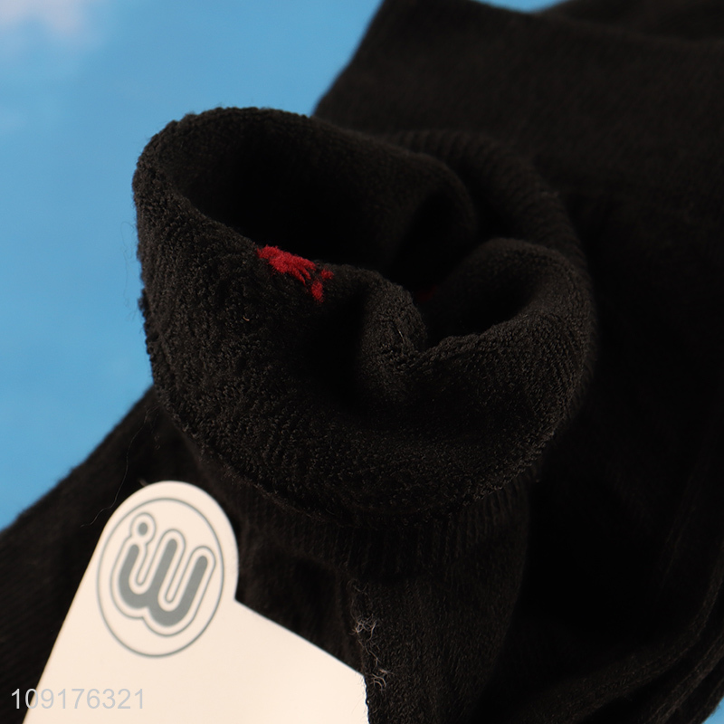 China products black breathable men cotton socks crew socks for sale