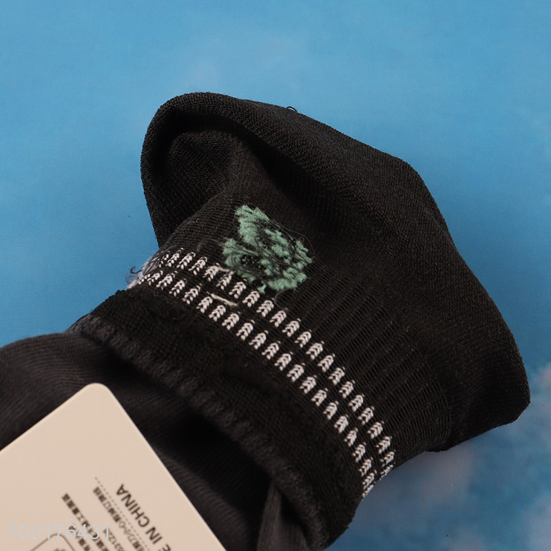 Factory wholesale breathable men ankle socks low cut socks