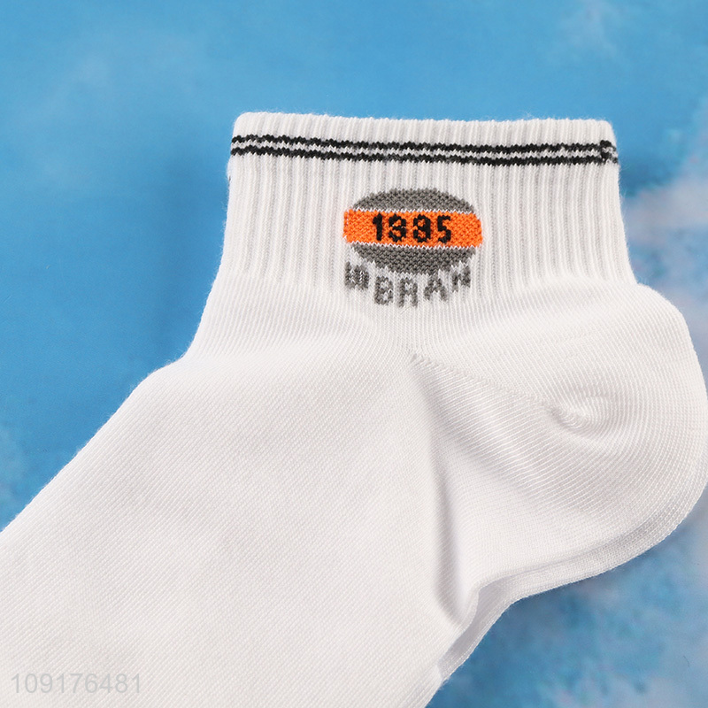 Factory wholesale white breathable men ankle socks low cut socks