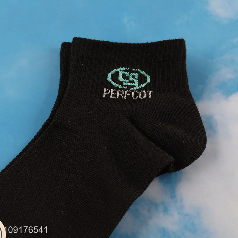 Good selling black breathable men ankle socks low cut socks wholesale