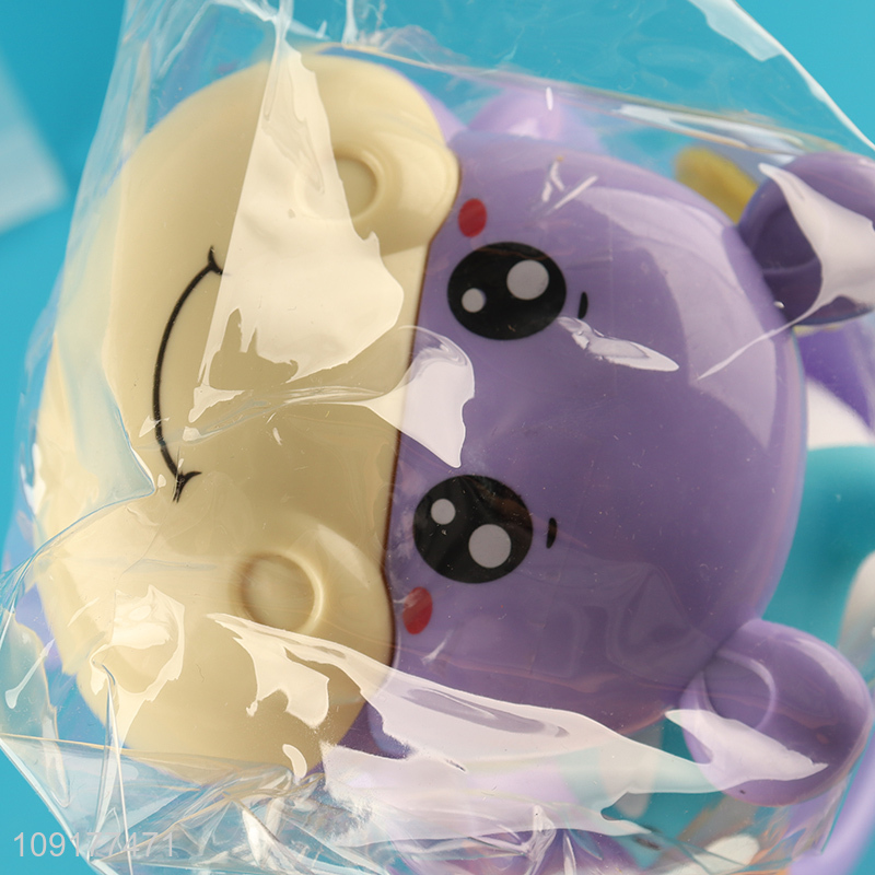 Top products creative water play toys bath shower toy vinyl animal toys