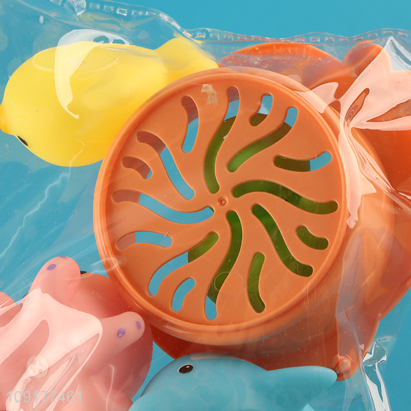 Factory price children funny vinyl animal duck water play toys bath shower toy