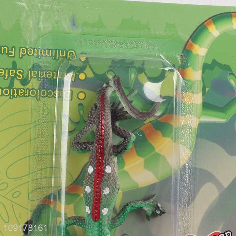 Online Wholesale Water Growing Animal Toy Growing Lizard in Water