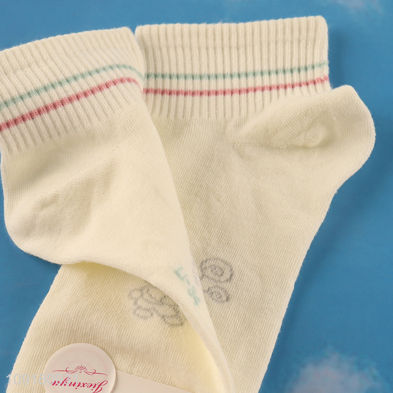 Yiwu market women breathable ankle socks low cut socks