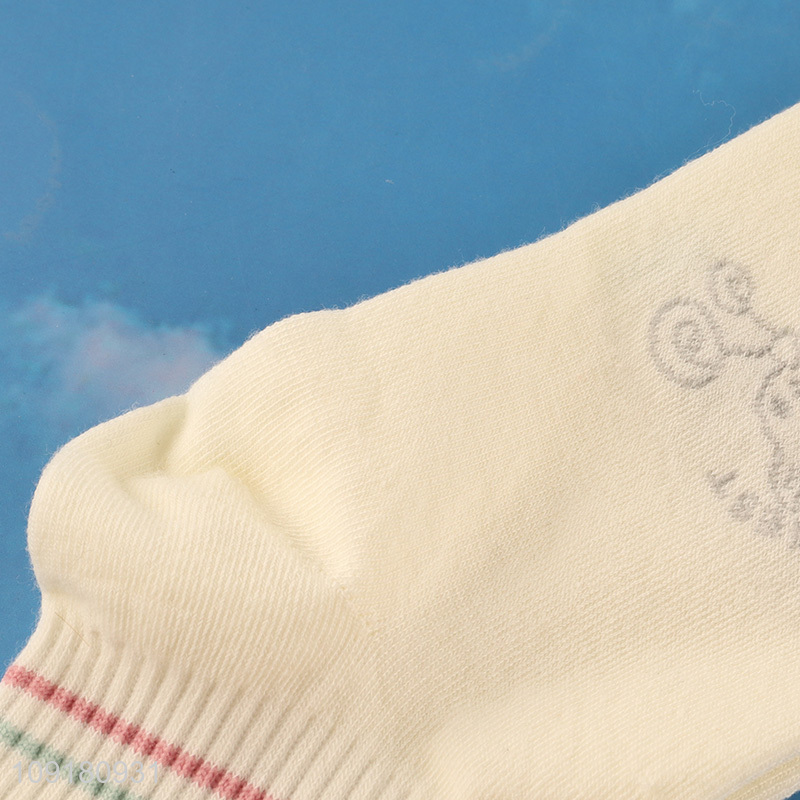 Yiwu market women breathable ankle socks low cut socks