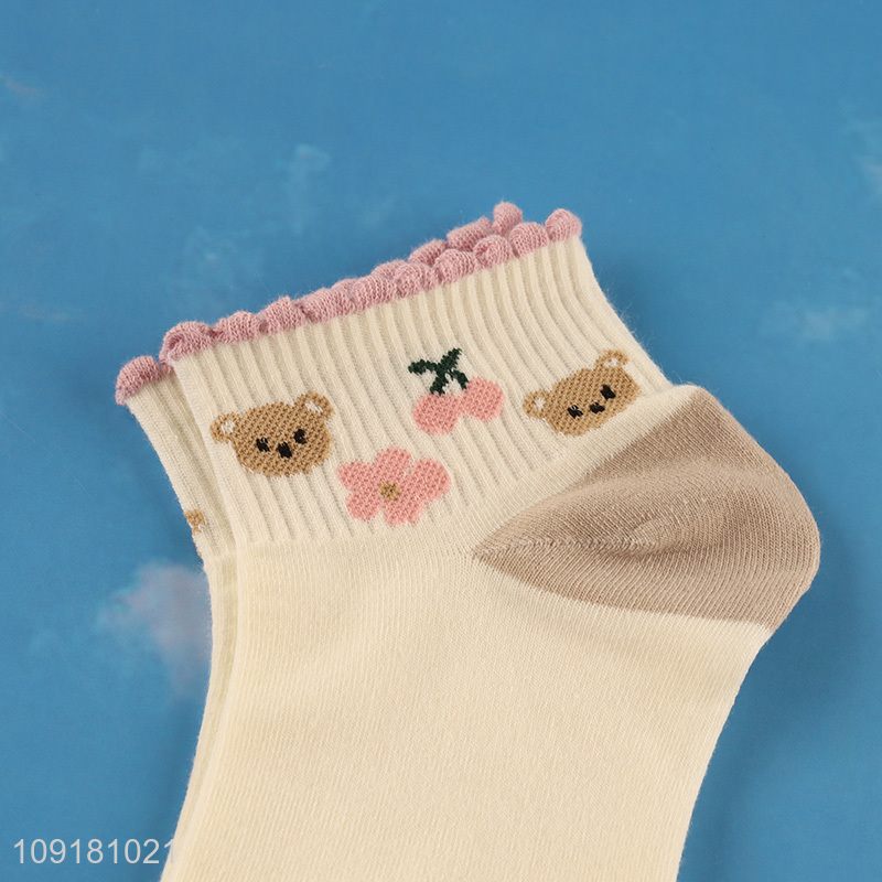 Online wholesale breathable cute women ruffle socks