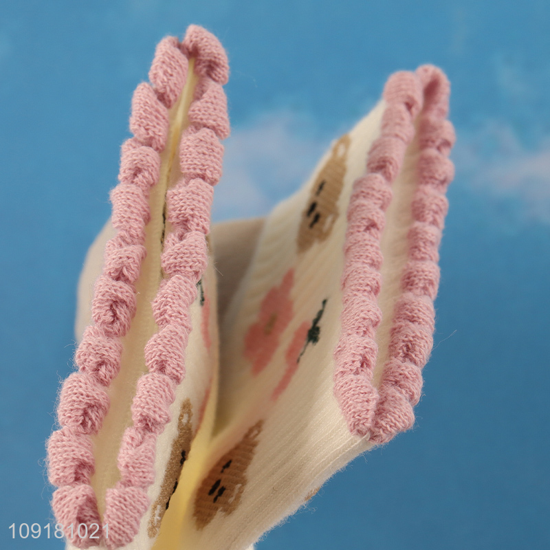 Online wholesale breathable cute women ruffle socks