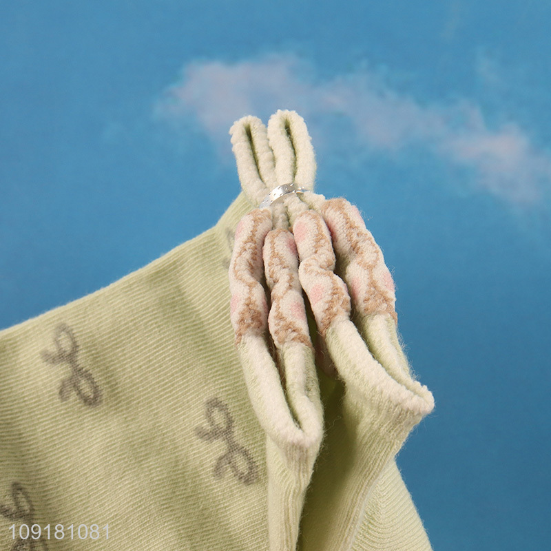 Yiwu market cute women polyester ankle socks low cut socks