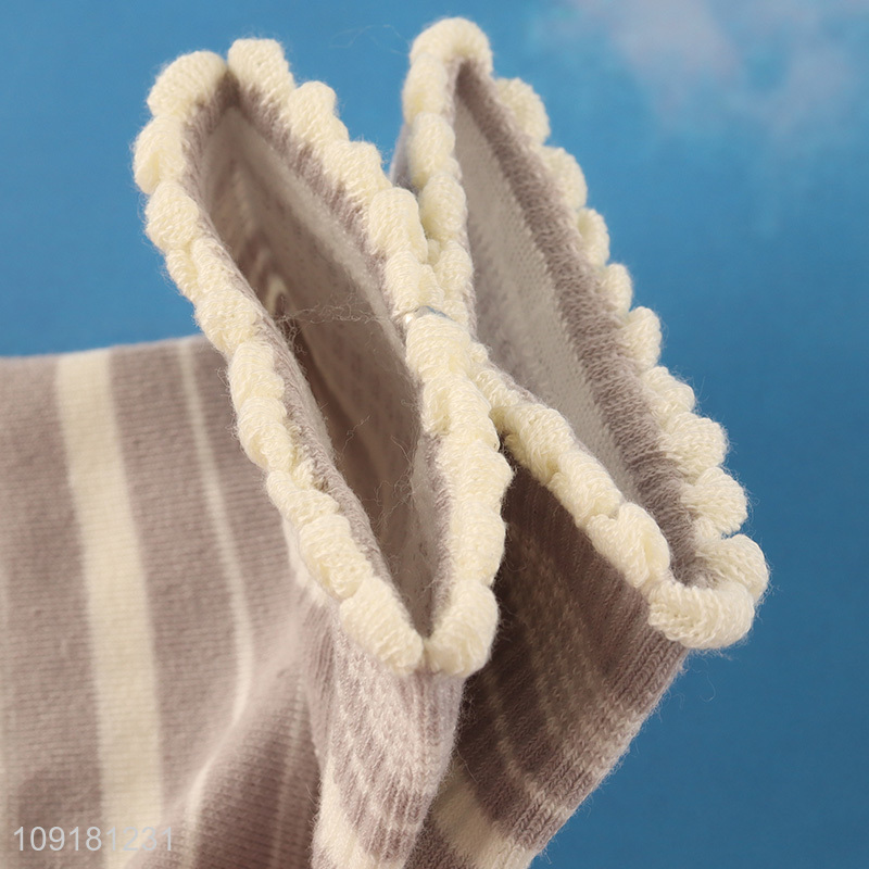 Hot selling fashion striped socks ruffle socks for women