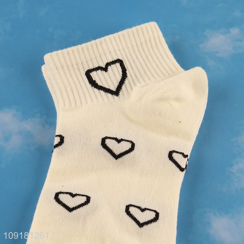 Yiwu market breathable heart pattern ankle socks low cut socks