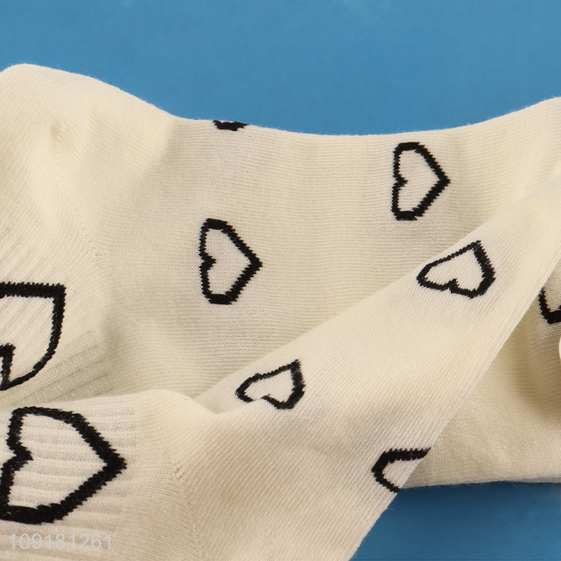 Yiwu market breathable heart pattern ankle socks low cut socks