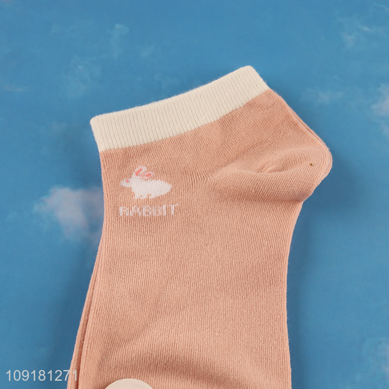 Factory wholesale breathable ankle socks low cut socks for women