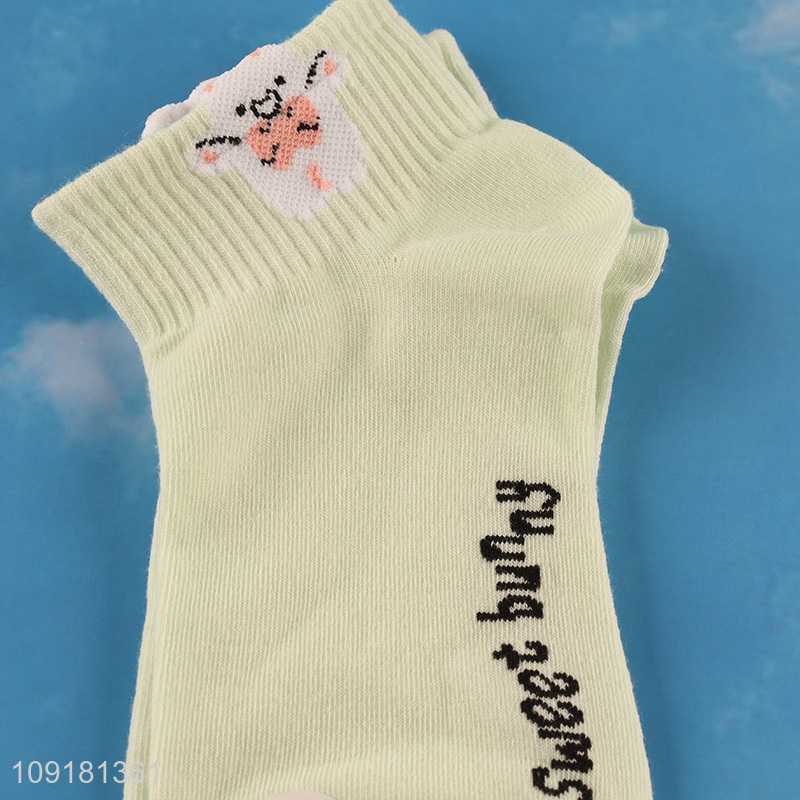 Online wholesale polyester girls ankle socks low cut socks