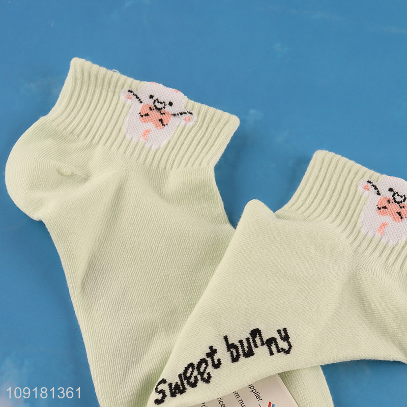 Online wholesale polyester girls ankle socks low cut socks