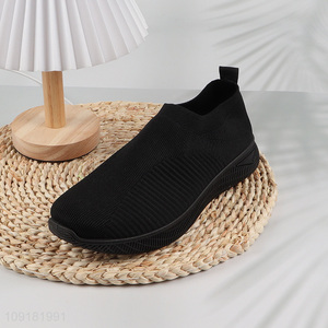 Good Quality Mens Slip On Walking Shoes Lightweight Comfortable Running Shoes