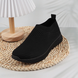 Factory Supply Mens Slip On Walking Shoes Comfortable Non-Slip Running Shoes