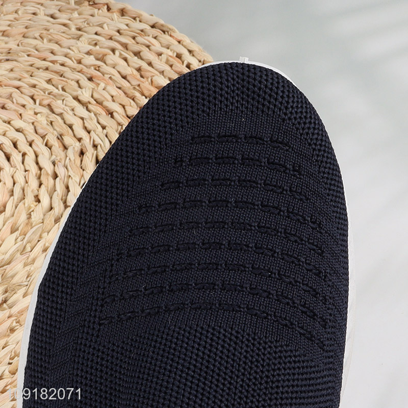 Hot Selling Mens Slip On Walking Shoes Non-Slip Running Shoes for Men