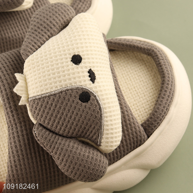 Low price cute puppy shape non-slip women home slippers